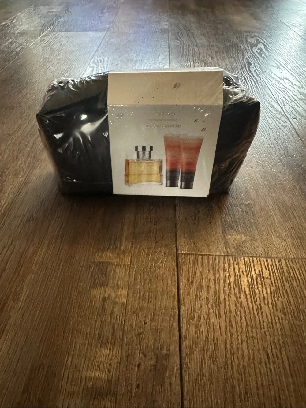 Farmasi Shooter's Man Hydrating Grooming Set - Orange and Black